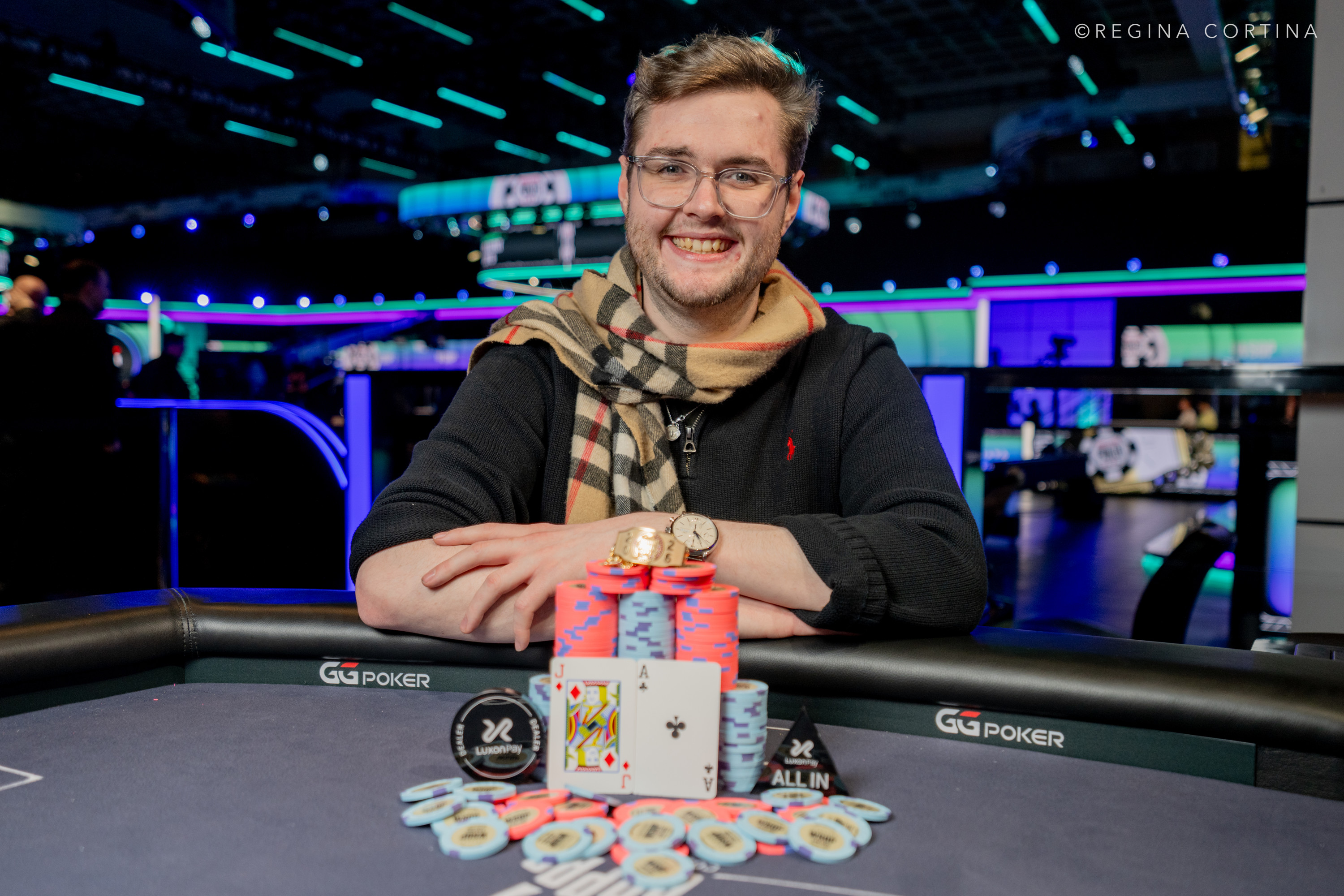 26岁新星登顶！Dwan斩获WSOP高额赛冠军背后的战术与心路 - EVO真人官网