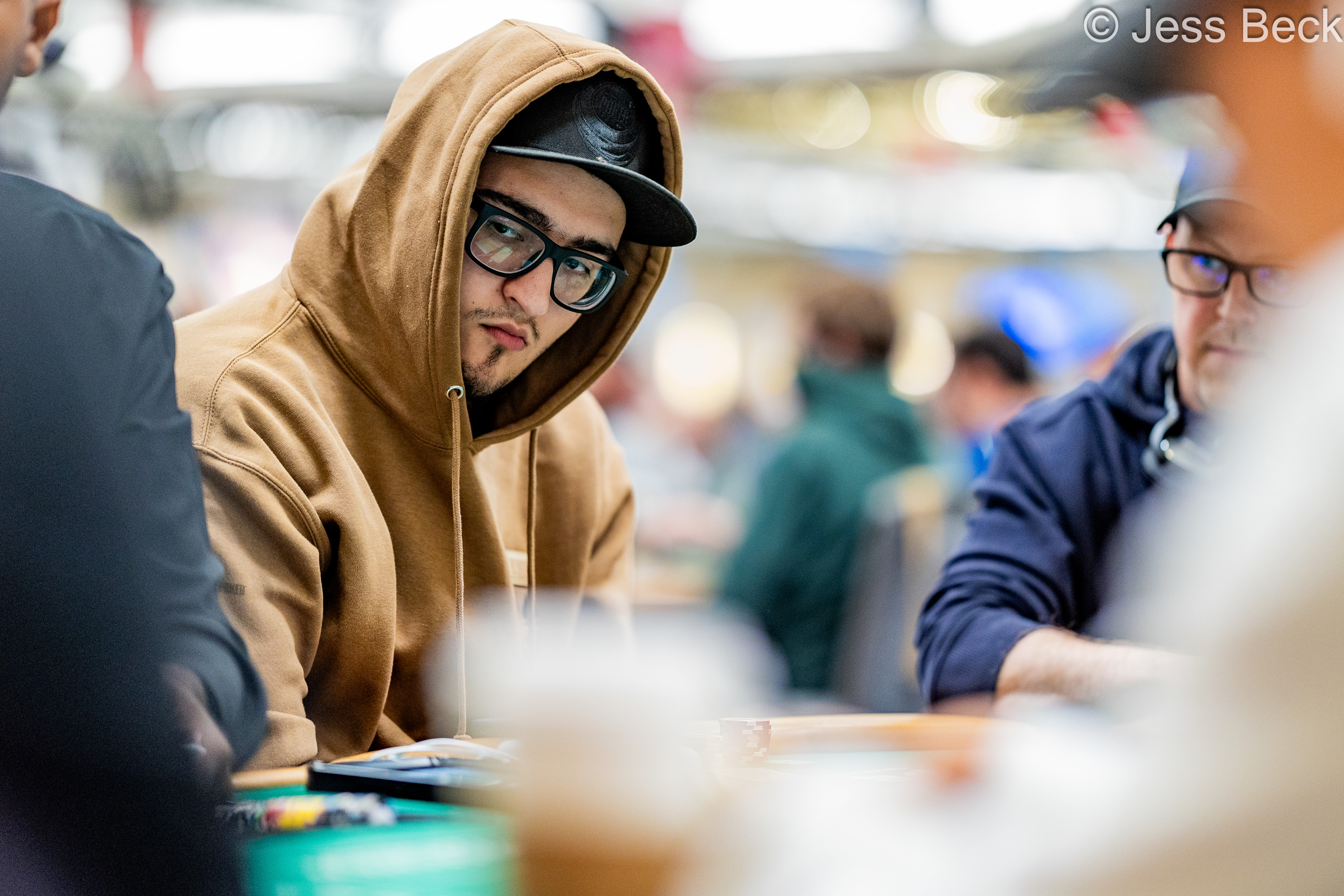 世锦赛新星闪耀！保罗·米兹拉奇在WSOP主赛事中斩获巨额筹码 - EVO真人娱乐